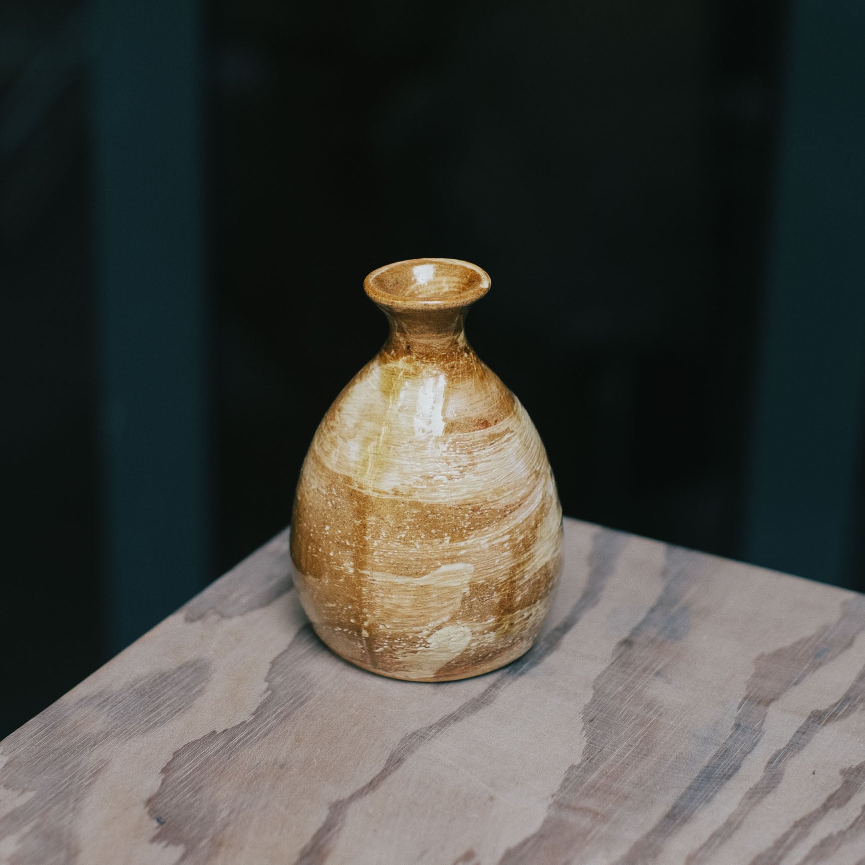 Tokkuri, Hakeme Ash Glaze